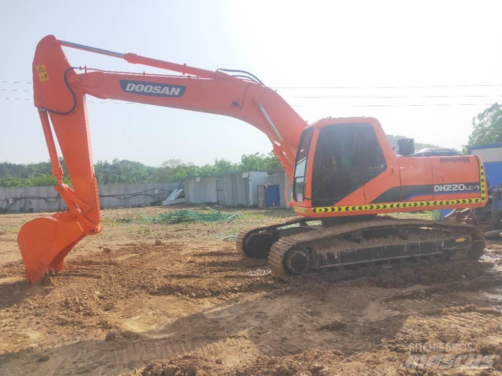 Doosan DH220LC-7 Raupenbagger