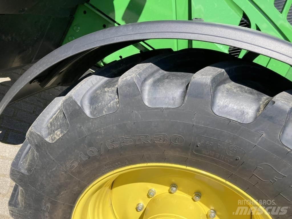 John Deere 6195M Traktoren
