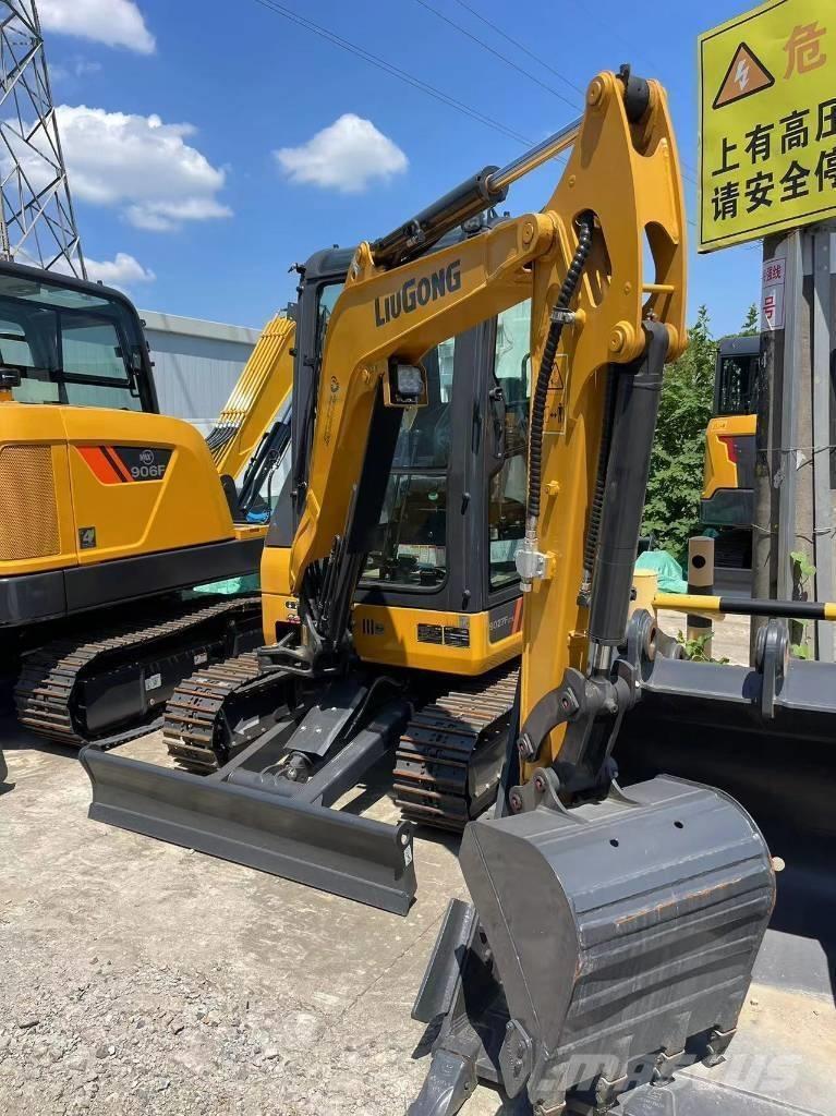 LiuGong 9027 FZTSG4 Raupenbagger