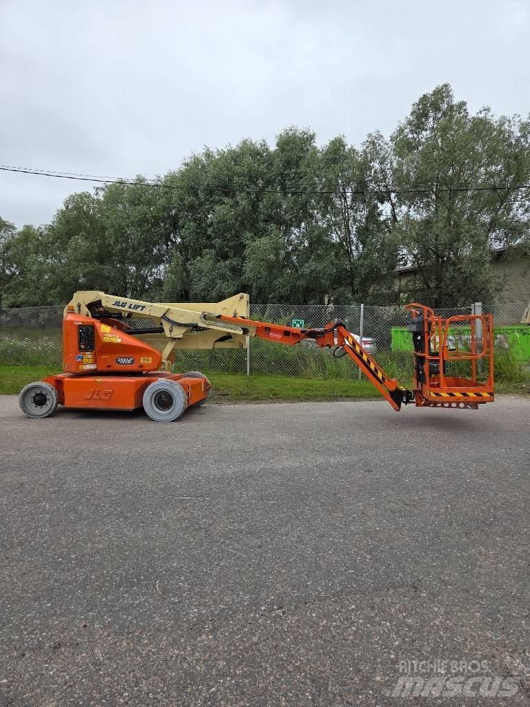 JLG E 400 AJPN Gelenkteleskoparbeitsbühnen