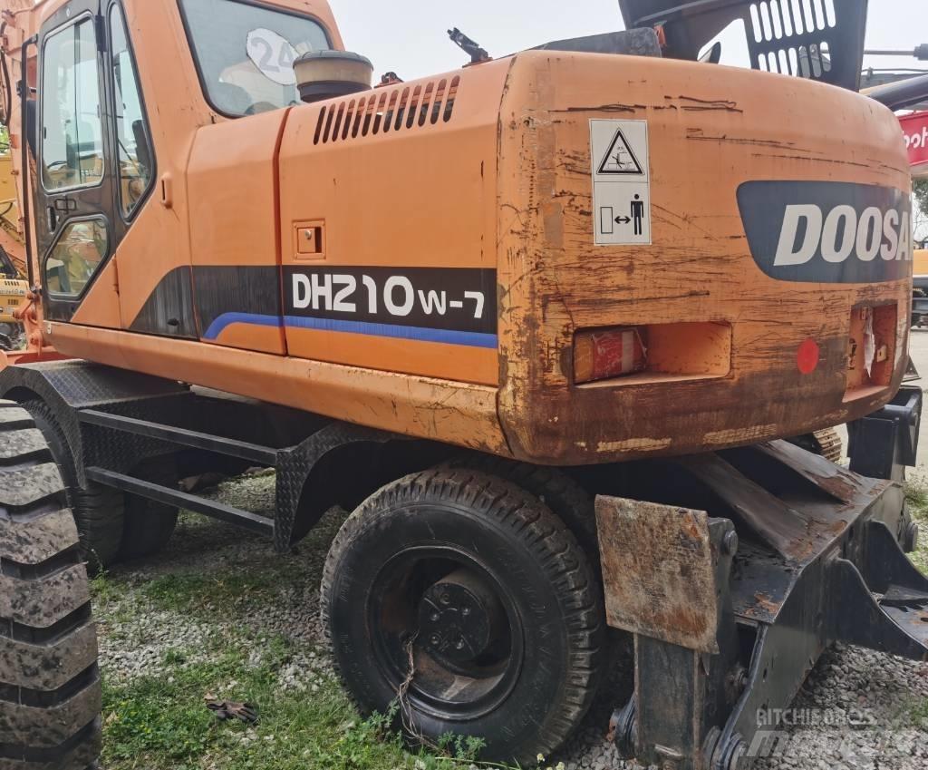 Doosan DH 210 W-7 Mobilbagger
