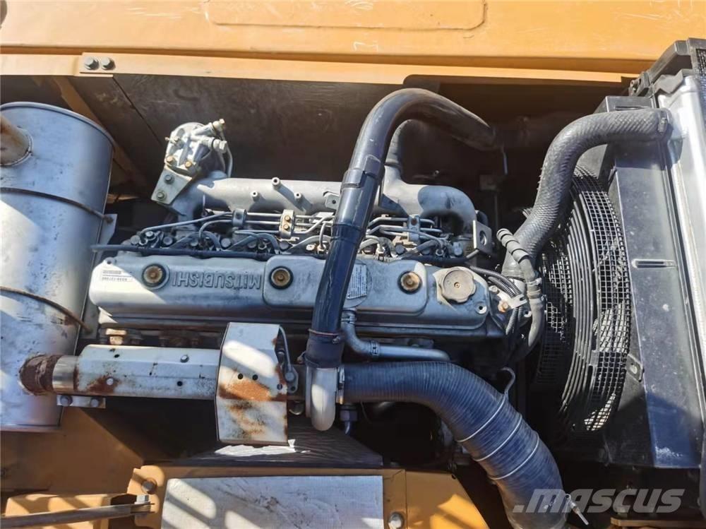 Sany SY215-9 Raupenbagger