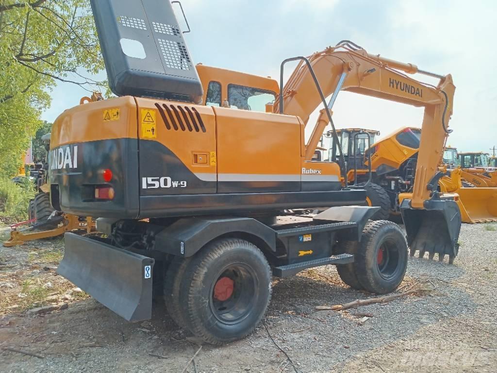 Hyundai R150W Mobilbagger