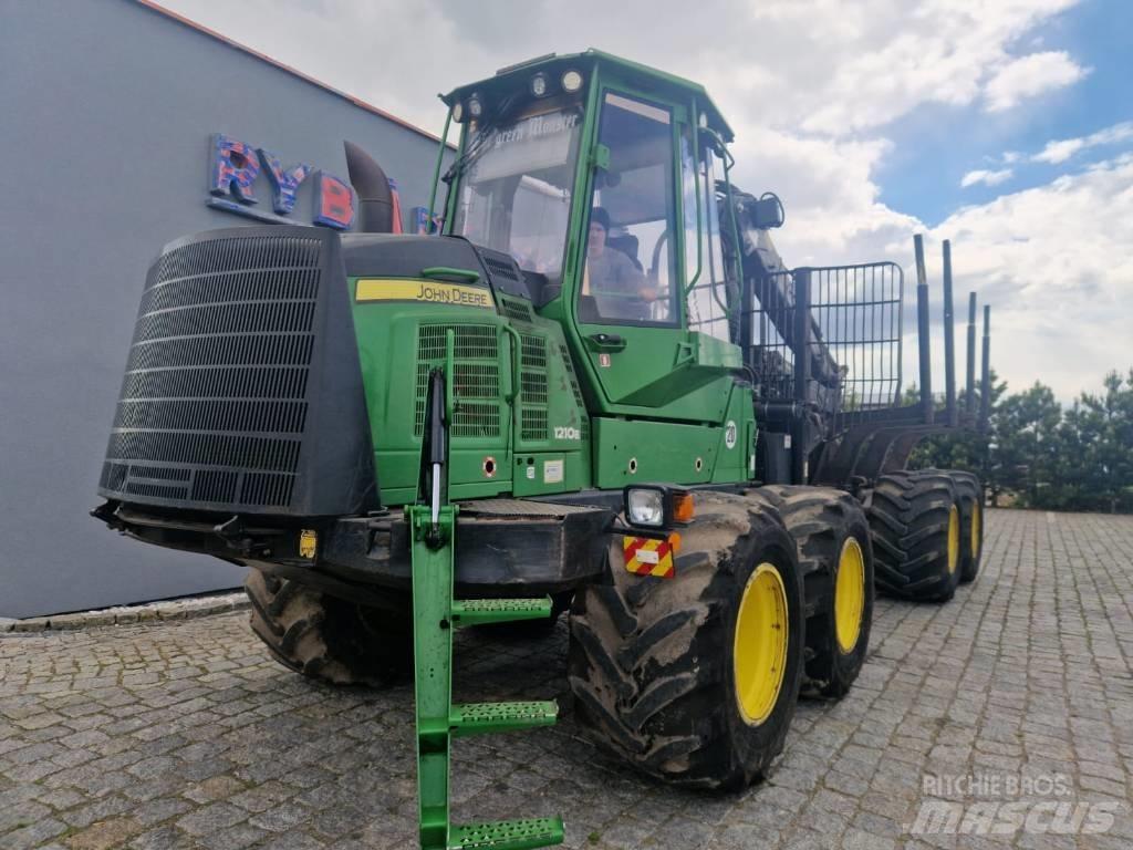 John Deere 1210 E Forwarder