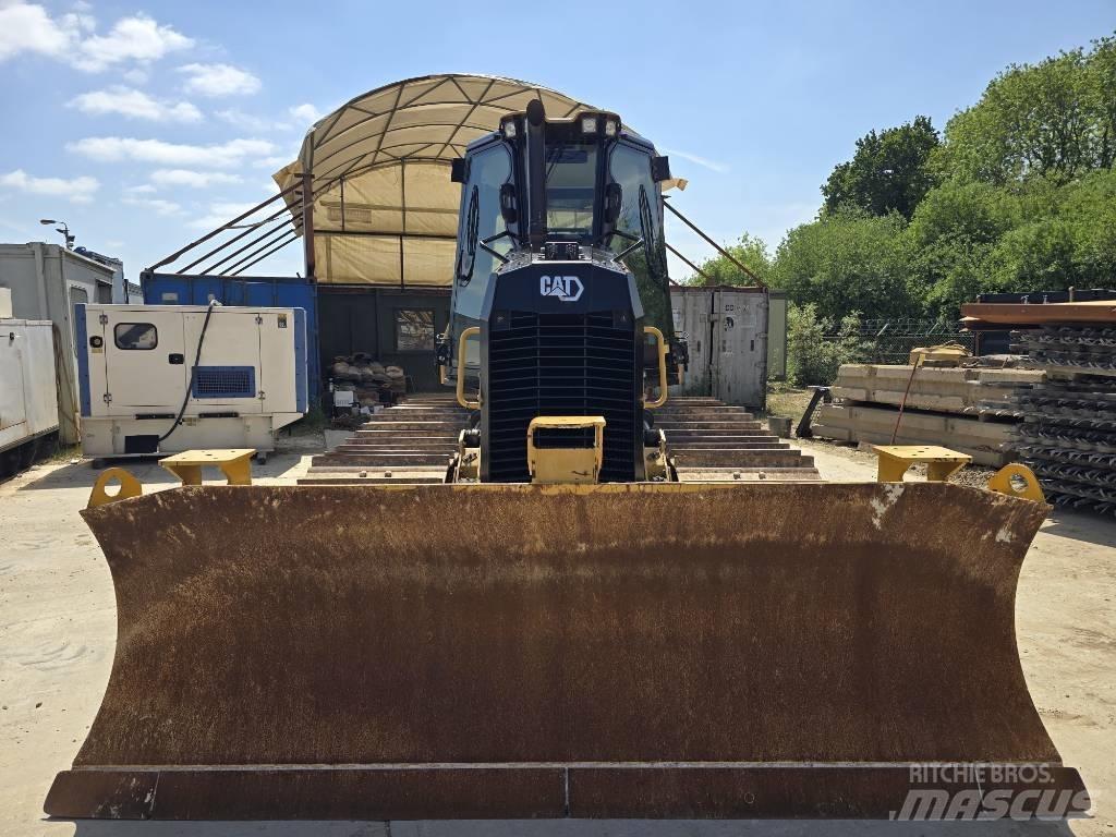 CAT D 3 LGP Bulldozer