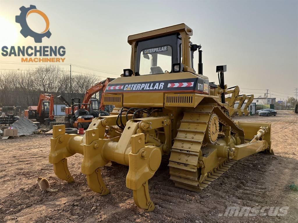 CAT D7R Bulldozer