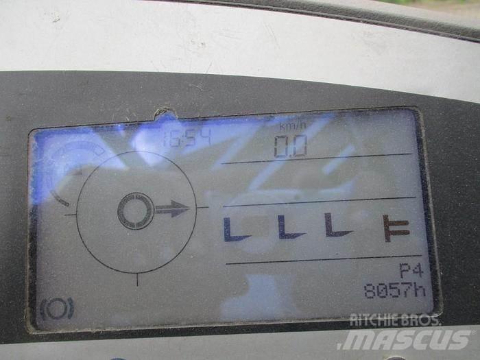 Still FM X14 Schubmaststapler