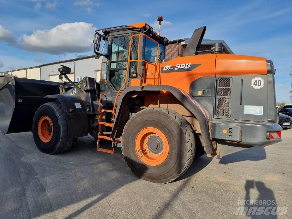 Doosan DL 380-7 Radlader