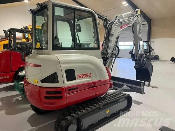 Takeuchi TB 235 Minibagger < 7t