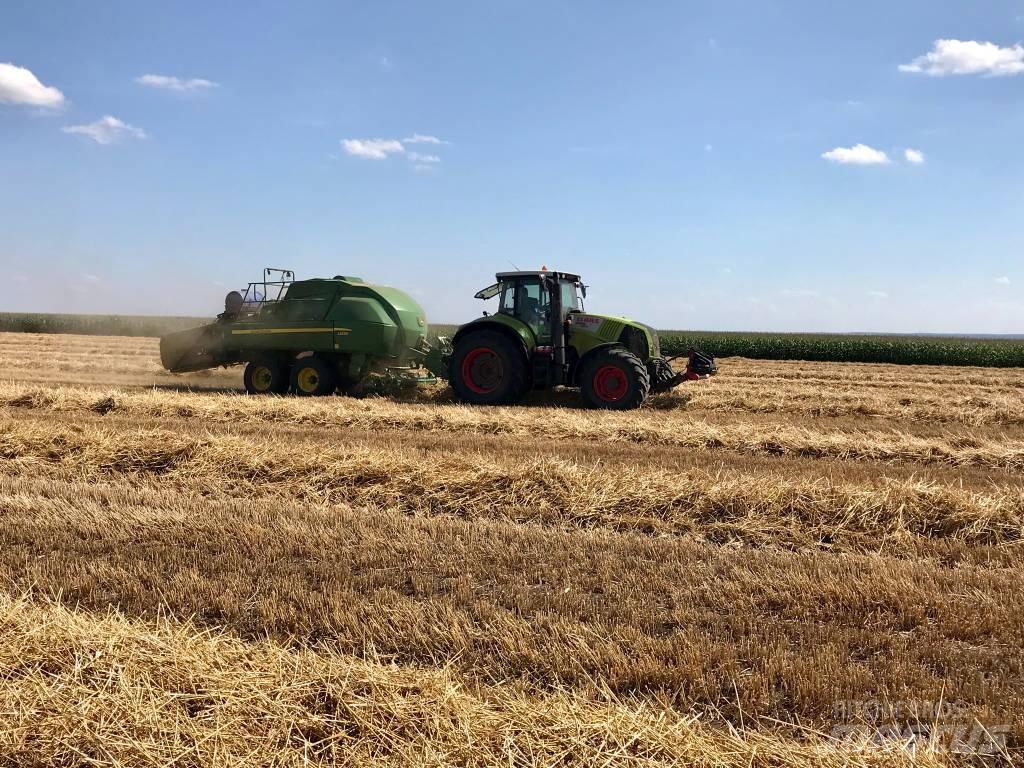 John Deere L 1533P Quaderpressen