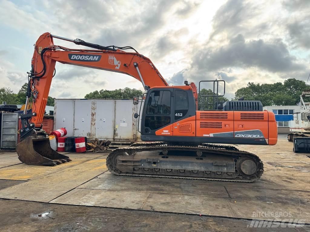 Doosan DX 300 LC-5 Raupenbagger