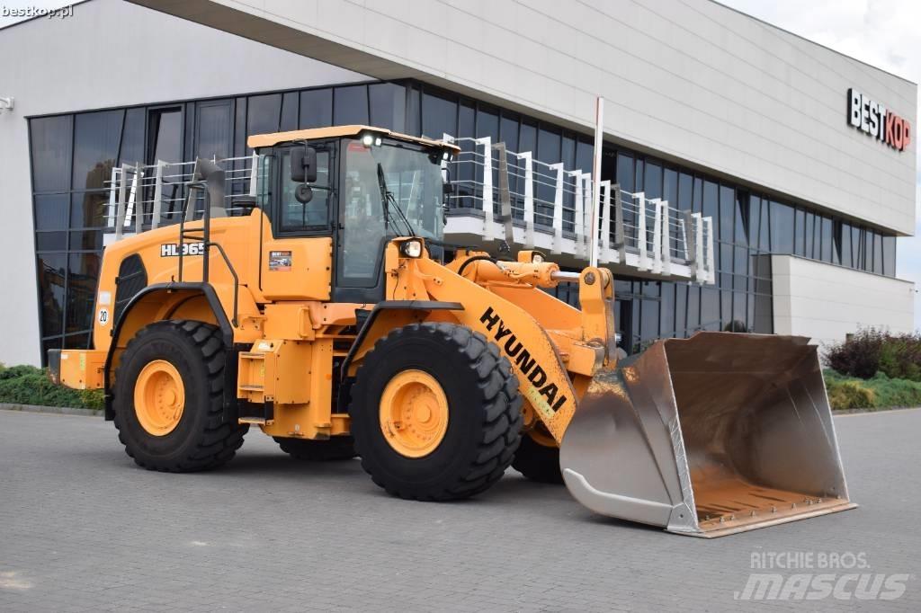 Hyundai HL 965 Radlader