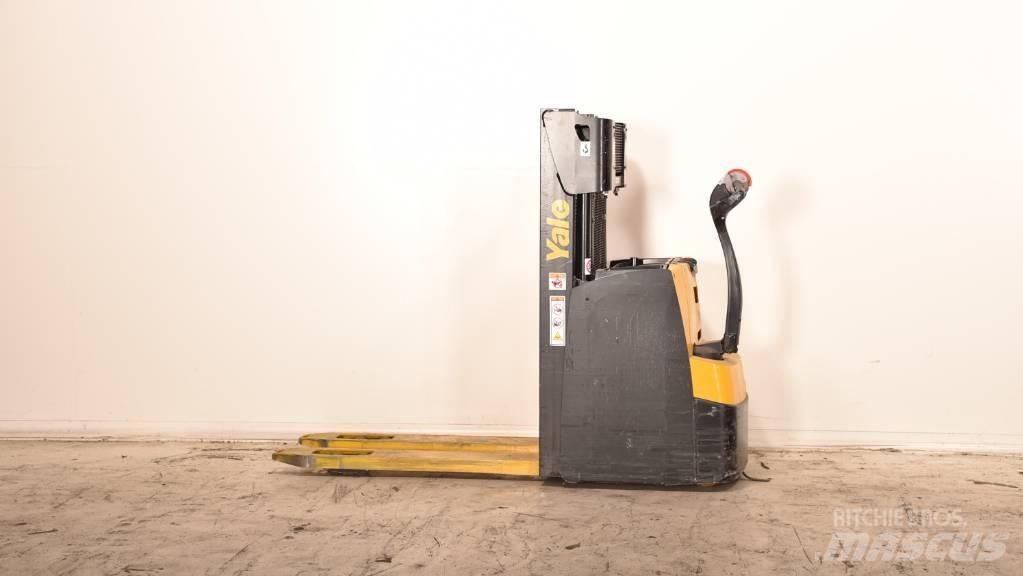 Yale MS 14 AC Deichselstapler