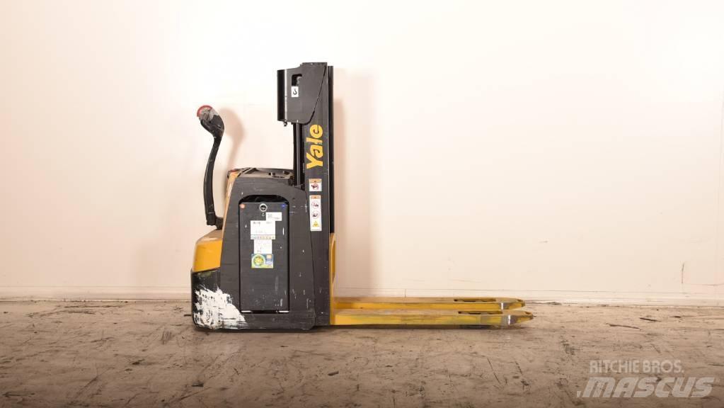 Yale MS 14 AC Deichselstapler