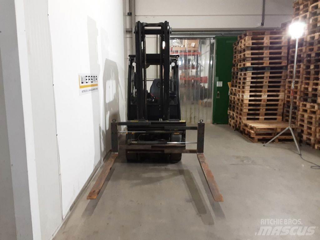 Yale ERP30VL V2745 Elektrostapler