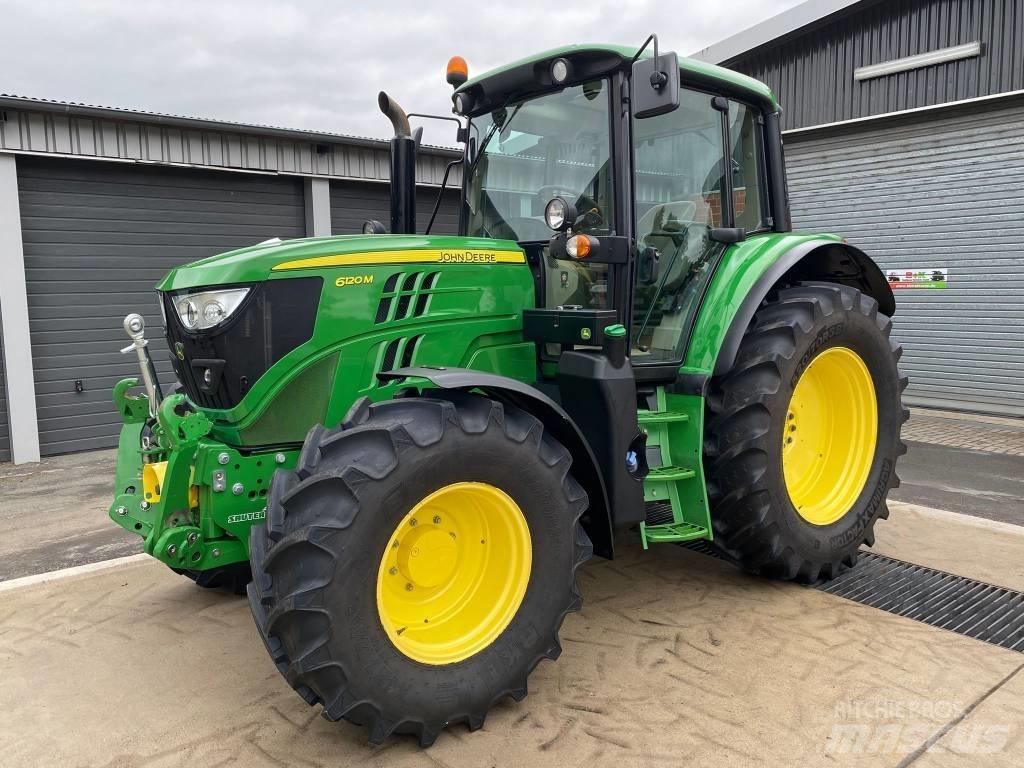 John Deere 6120 M Traktoren