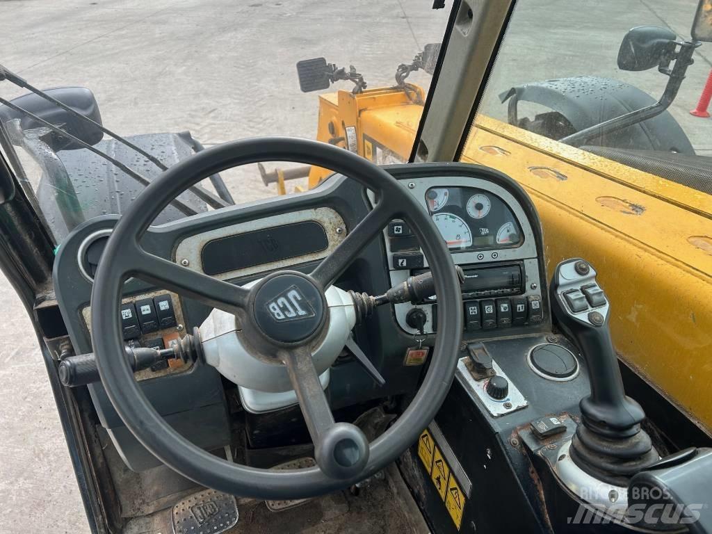 JCB 526-56 Agri Teleskoplader für Landwirtschaft