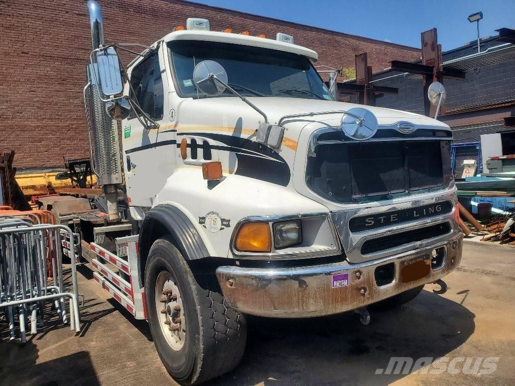 Sterling LT 9500 Absetzkipper