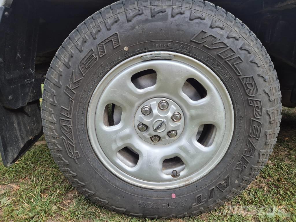 Nissan Navara Pickup/Pritschenwagen
