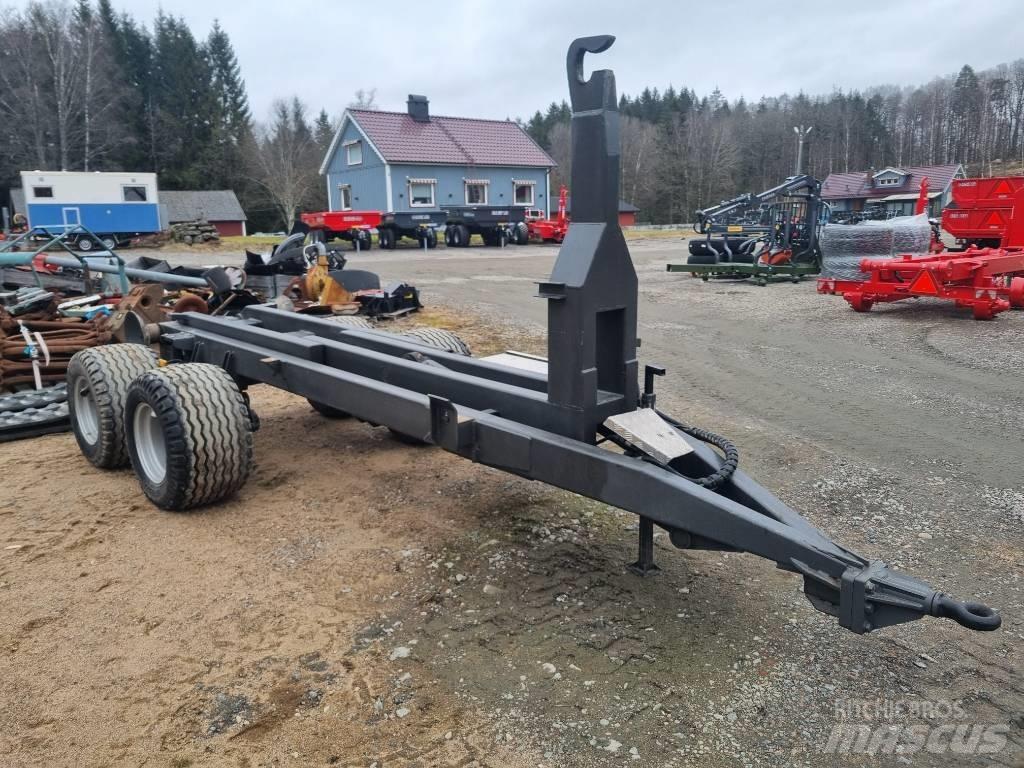 Bigab 8-12 Anhänger mit Hakenlift