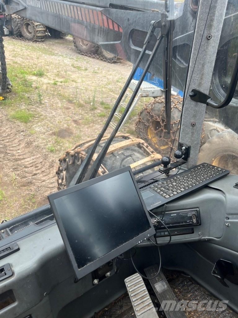 Komatsu 931.1 Harvester