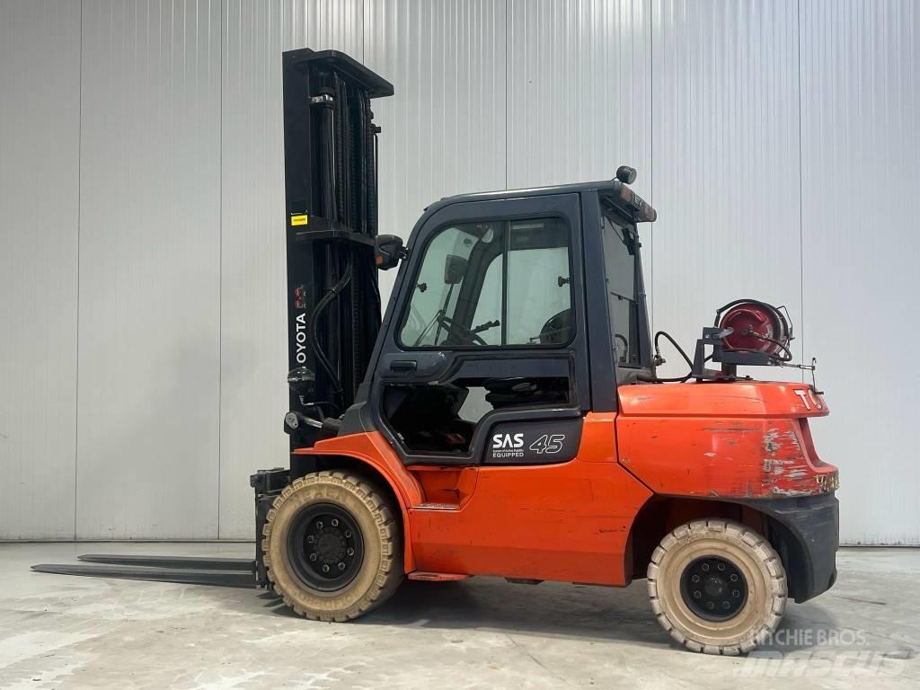Toyota 02-7FG40 Gasstapler