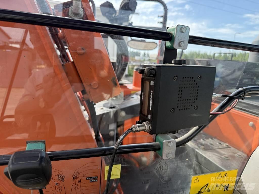 Hitachi ZX 135 US-6 Raupenbagger