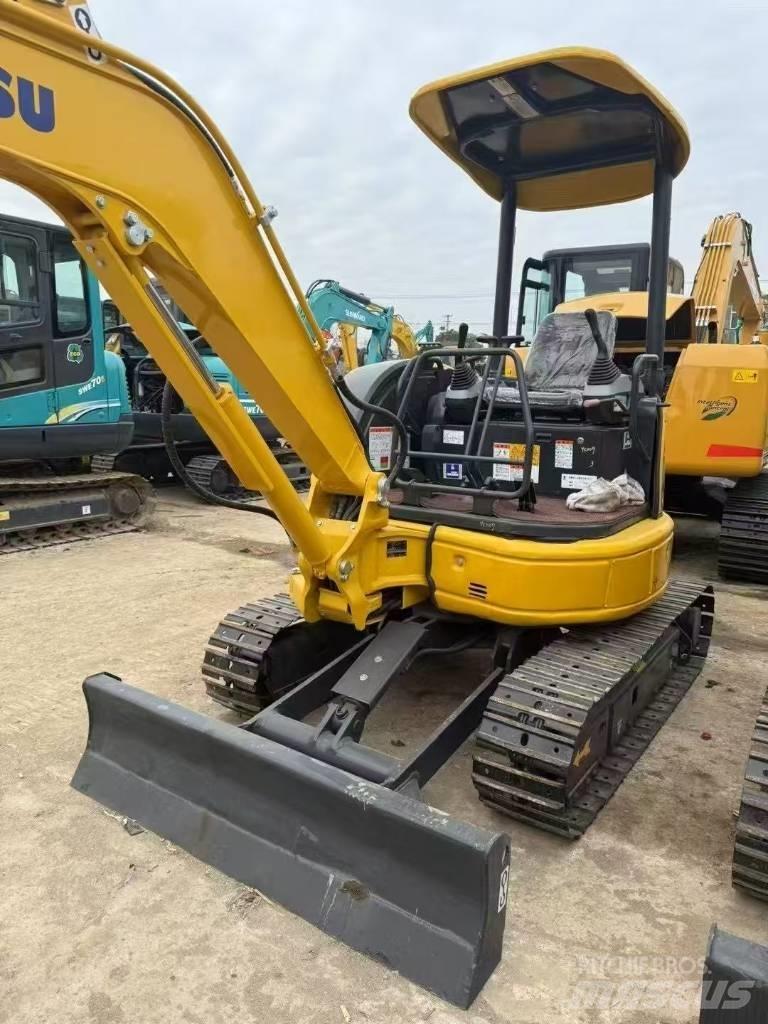 Komatsu 30 Raupenbagger