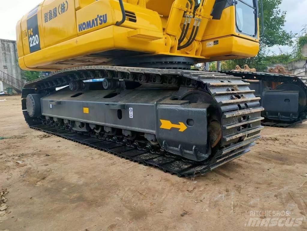Komatsu PC 220-7 Raupenbagger