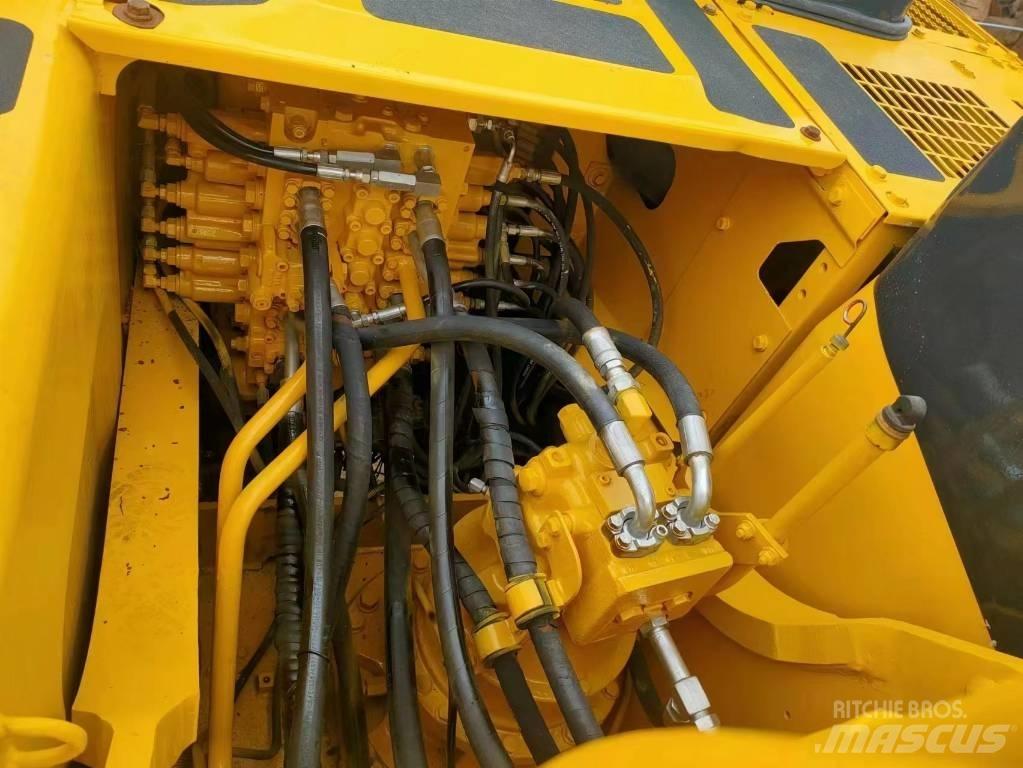 Komatsu PC 220-7 Raupenbagger