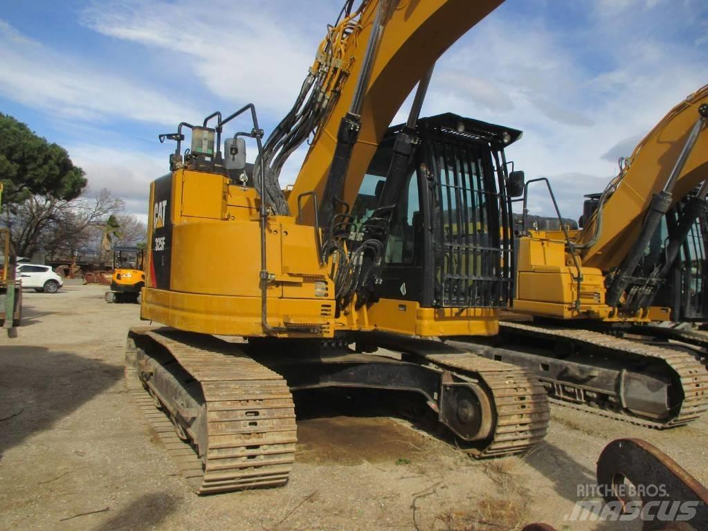 CAT 325 F LCR Raupenbagger