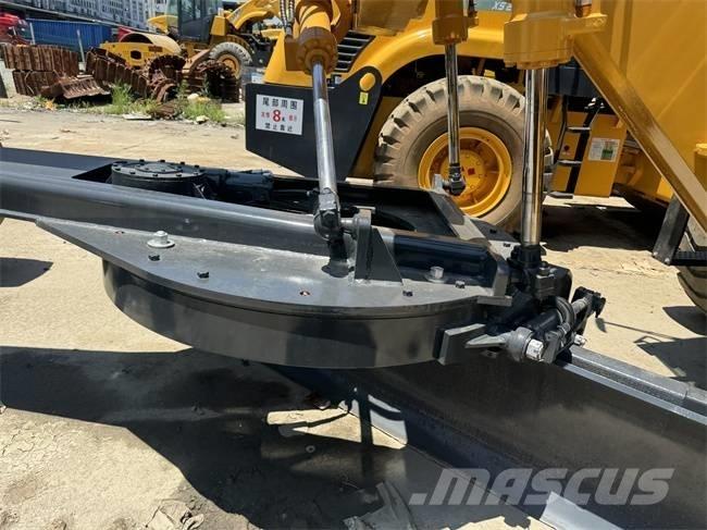 XCMG GR 180 Grader