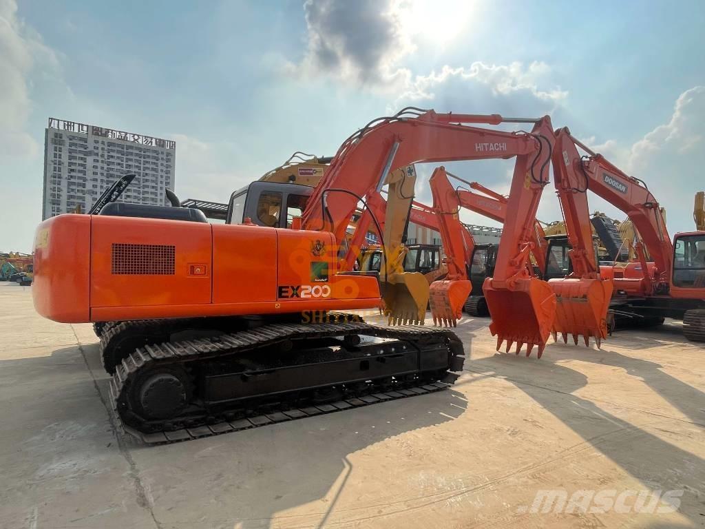 Hitachi EX 200 Raupenbagger
