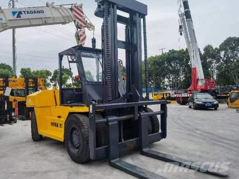 Komatsu FD 160 Dieselstapler