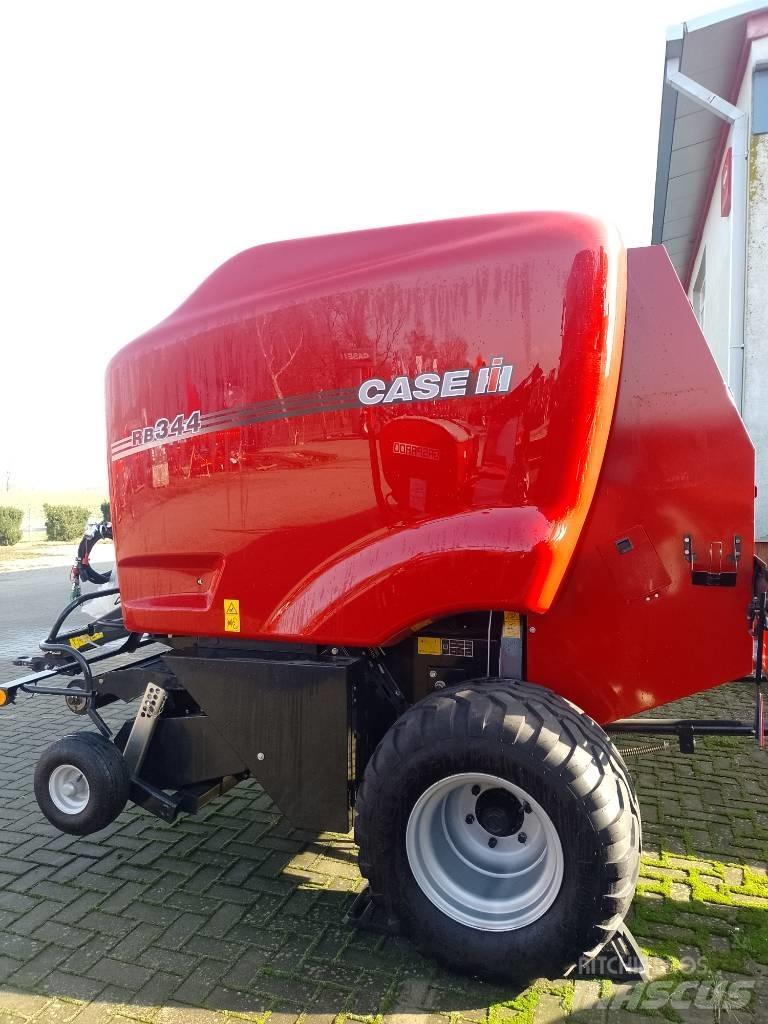 Case IH RB 344 Rundballenpressen