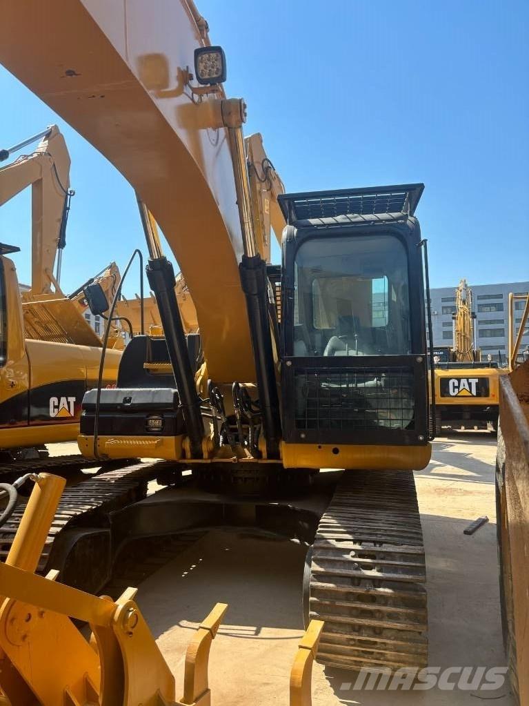 CAT 320D Raupenbagger