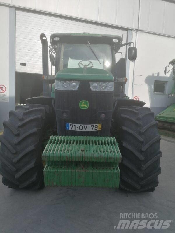 John Deere 7230 R Traktoren