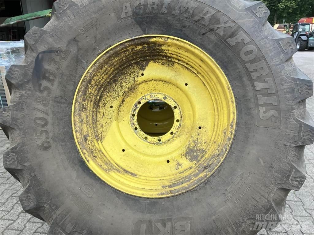 BKT 650/85R38 Reifen