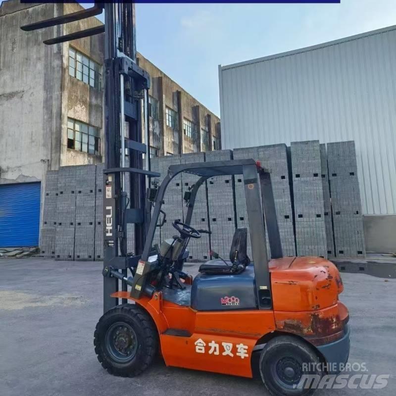 Heli H2000-25 Dieselstapler
