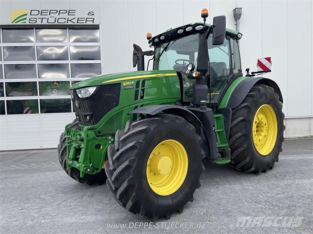 John Deere 6250R Traktoren
