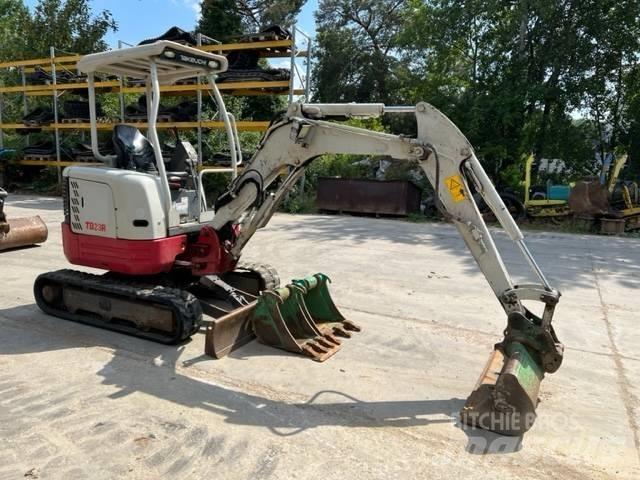 Takeuchi TB23R Minibagger < 7t