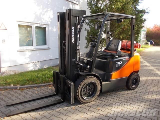 Doosan G 30 E Gasstapler