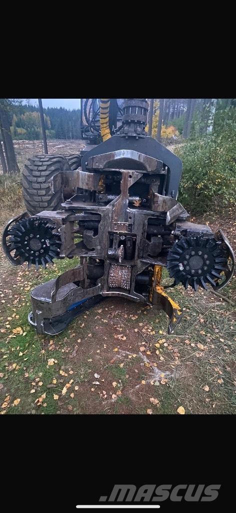 Ponsse Bear 8W Harvester