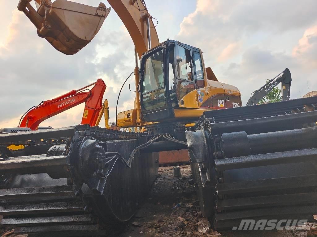 CAT 320 C Amphibienbagger