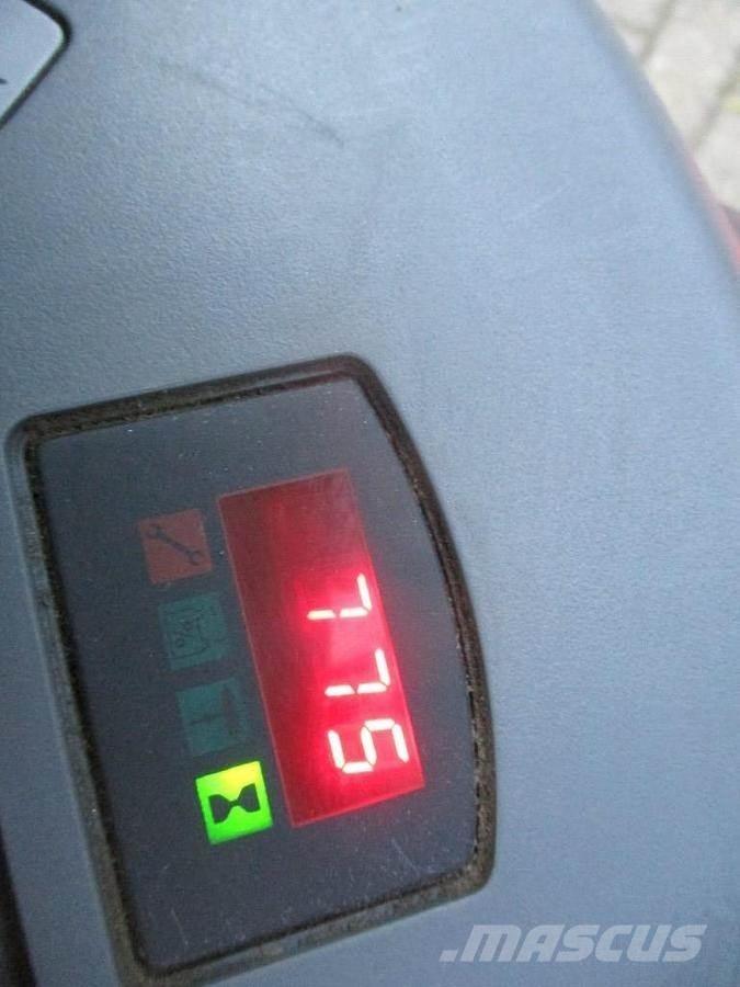 BT LWE 160 Niedergabelstapler