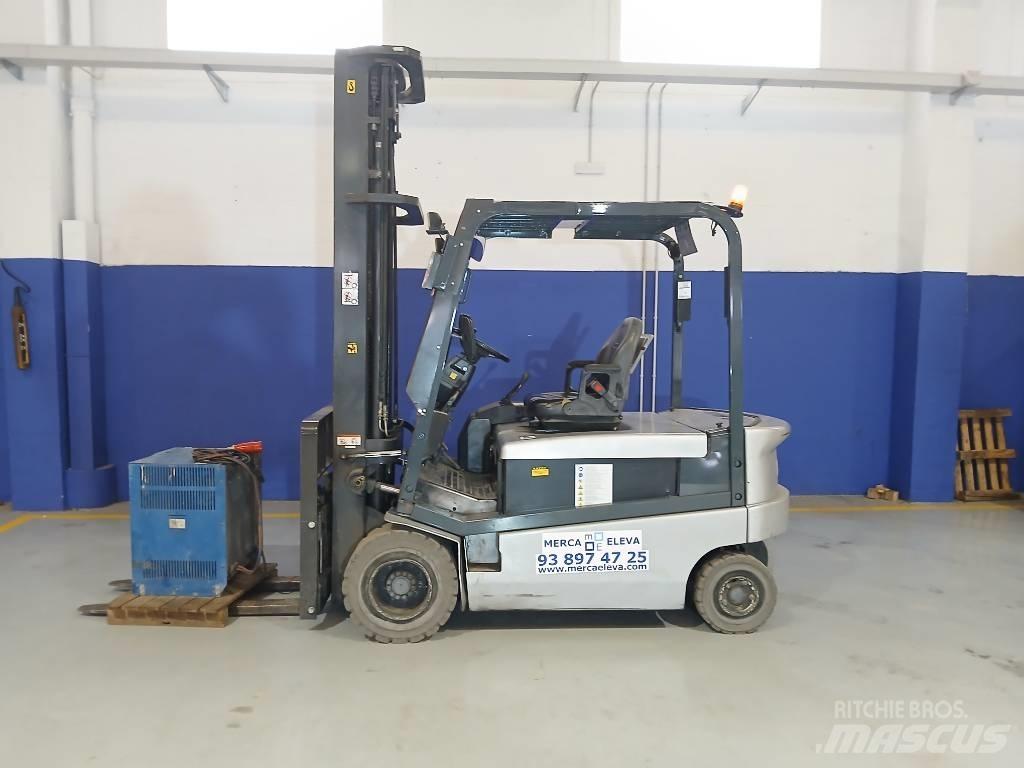 Nissan GQ02 L 30 CU Elektrostapler