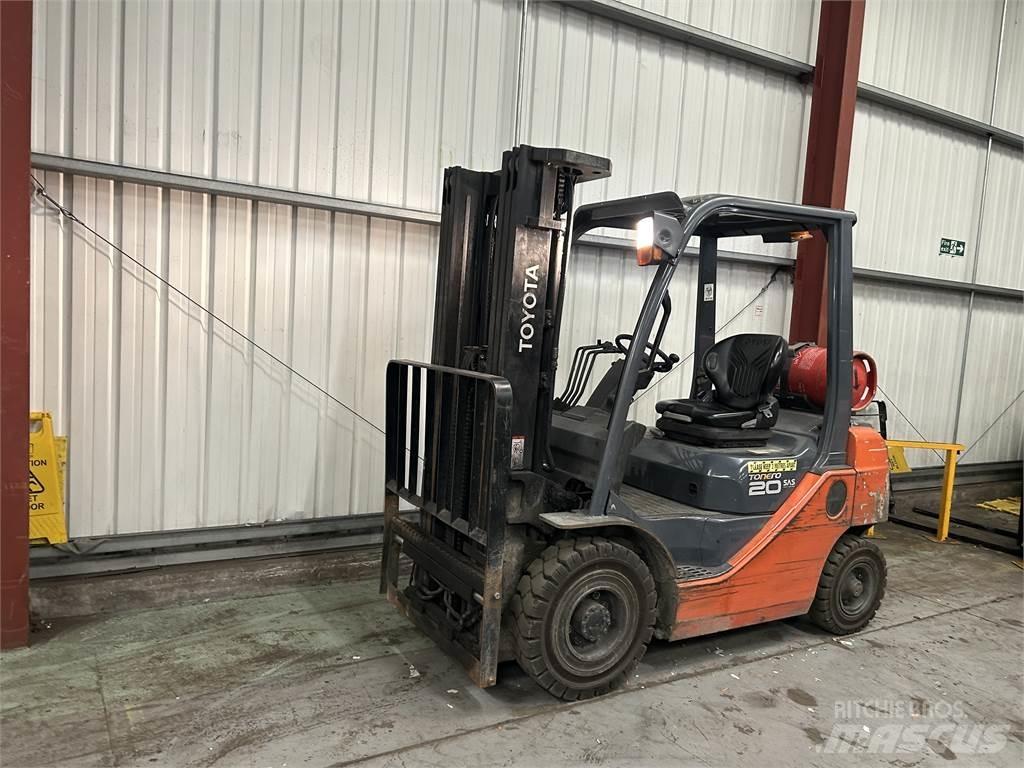 Toyota 02-8FGF20 Gasstapler