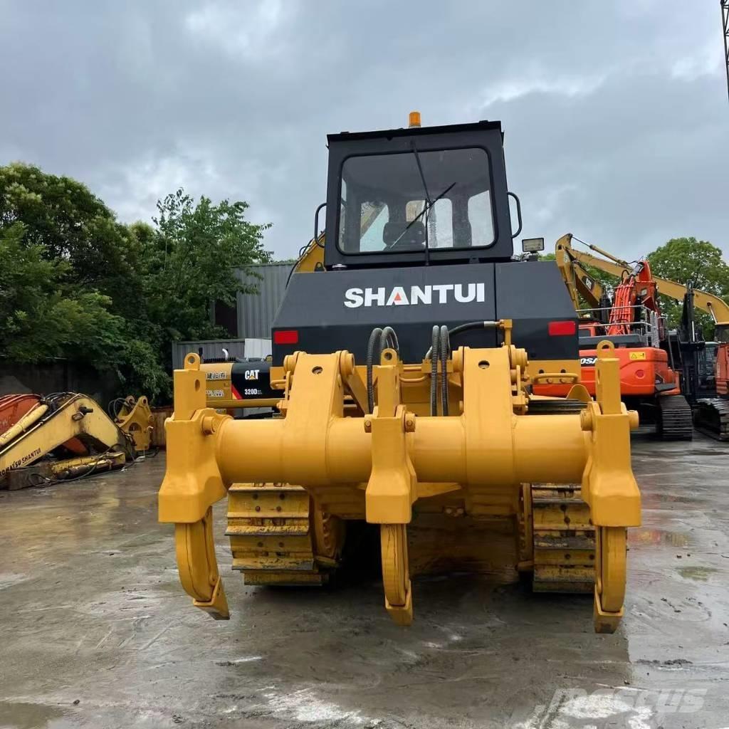 Shantui SD 22 Bulldozer