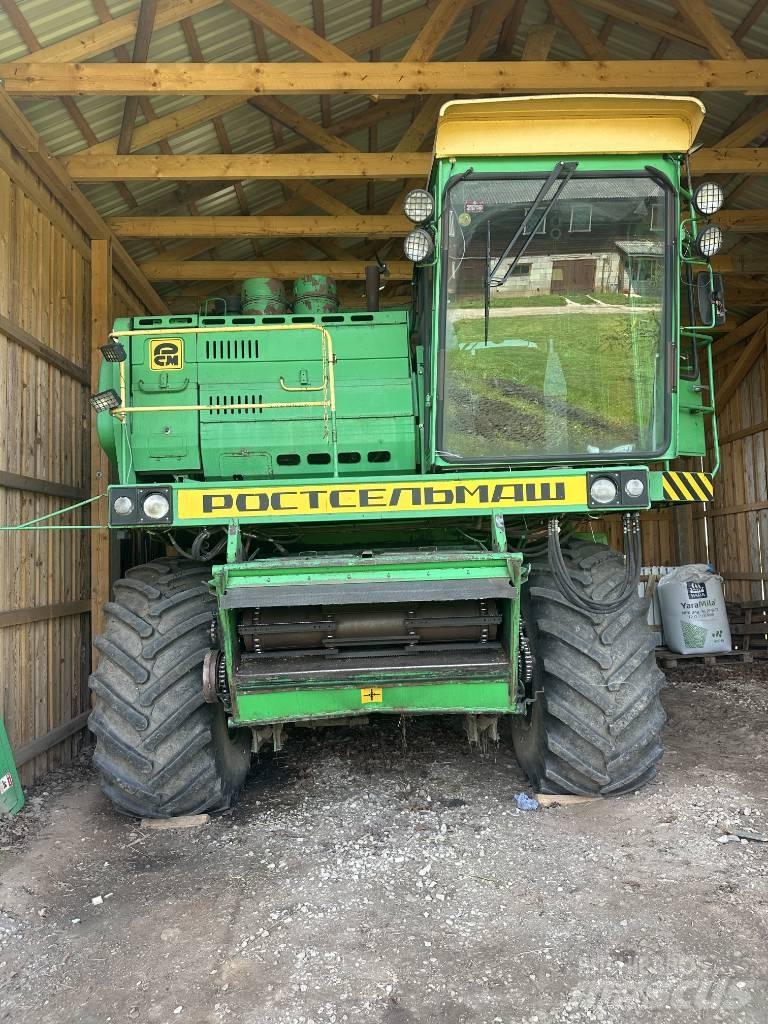 DON 1500B Mähdrescher