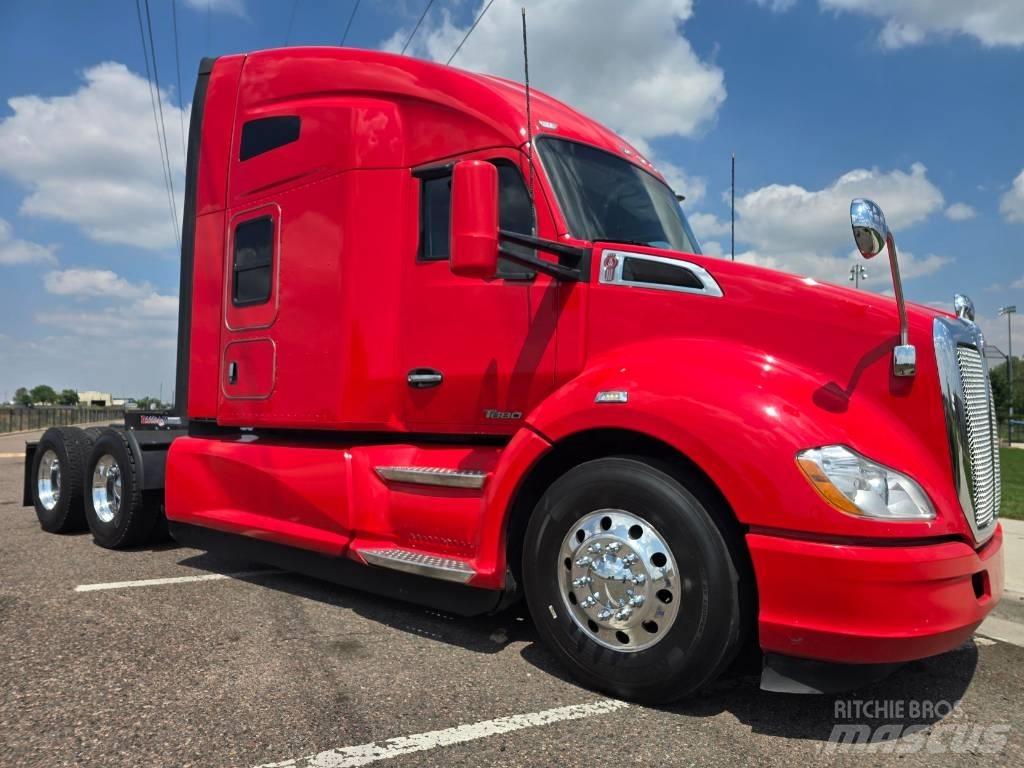 Kenworth T 680 Sattelzugmaschinen